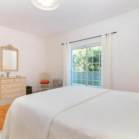 Casa Anton Καρβοέιρο